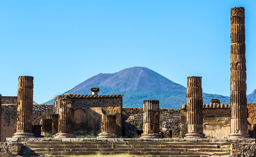 From Rome to Pompeii: Pompeii with your Archaeologist and Driver